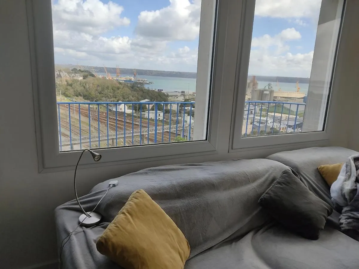 Magnifique Appartement Dernier Etage Avec Terrasse En Centre Ville, Vue Mer Panoramique Brest
